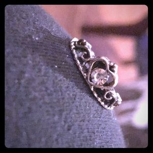Crown diamond ring